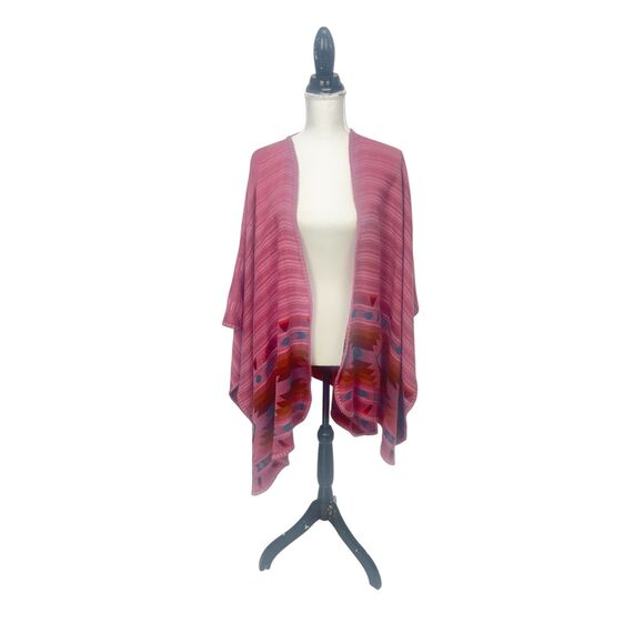 Reversible Geometric Boho Woven Poncho - Picture 16 of 16